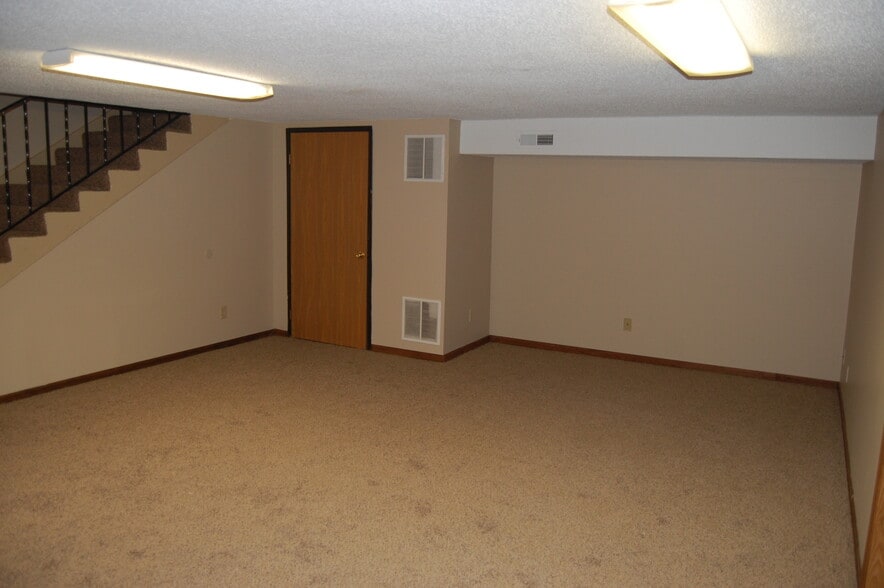 Rec room in lower level - 4945 Walker Ave