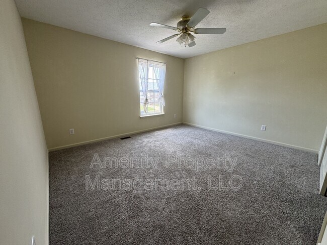 Building Photo - 200 Maryfield Ct