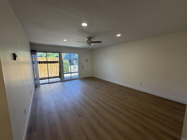 Building Photo - 403 Requeza St