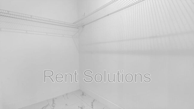 Building Photo - 2839 60th Ave N