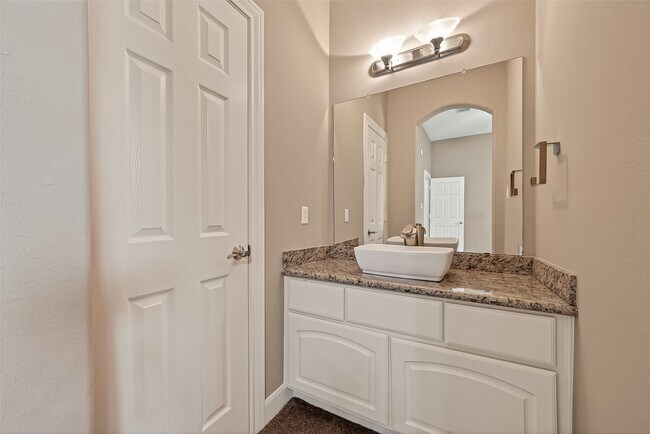 Building Photo - 5934 Solar Point Ln