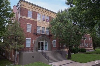 Building Photo - Forest Park Apartments