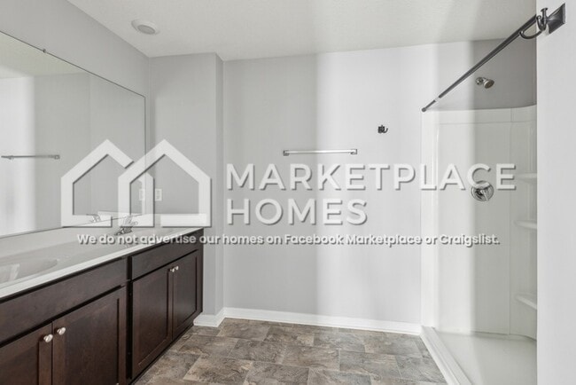 Building Photo - 216 Belle court