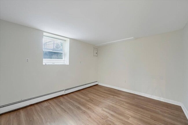 Building Photo - 205 Hudson St