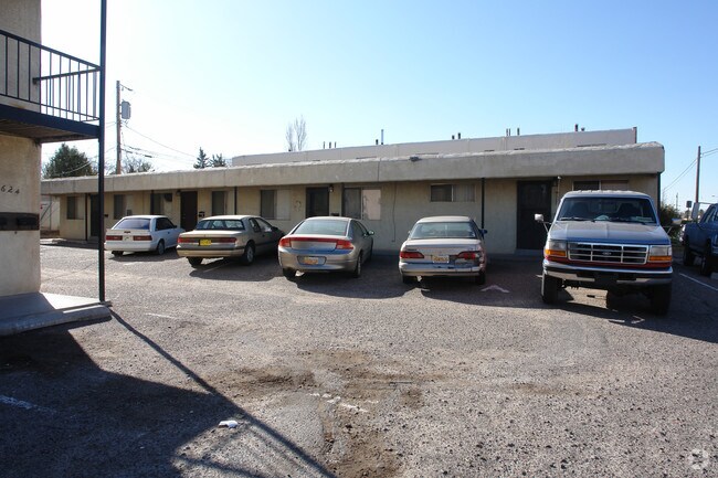 1604-1616 Carlisle Blvd NE - 1604 Carlisle Blvd