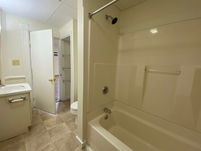 Building Photo - 93 Second St