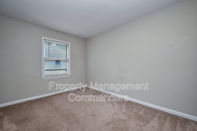 Building Photo - 117 Kingsbridge Ln