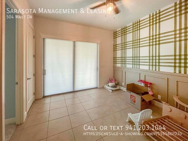 Building Photo - 504 Mast Dr