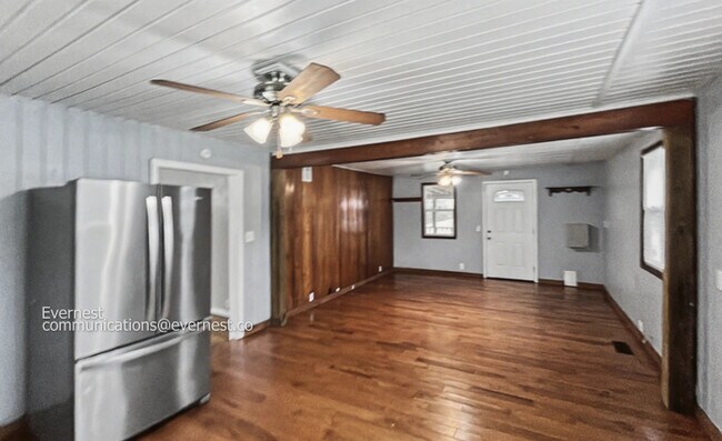 Building Photo - Beautiful 3 Bed and 2 Bath Home in Rossville