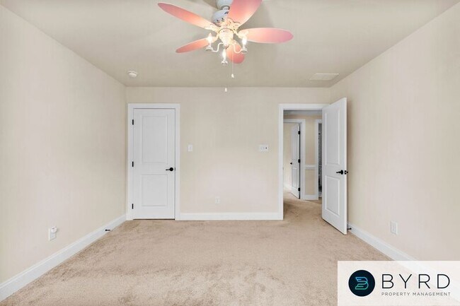 Building Photo - 6018 Red Setter Ln