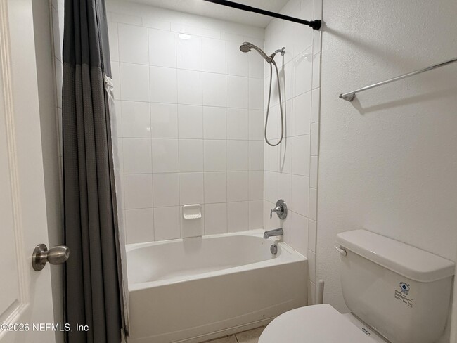 Building Photo - 15991 Baxter Creek Dr