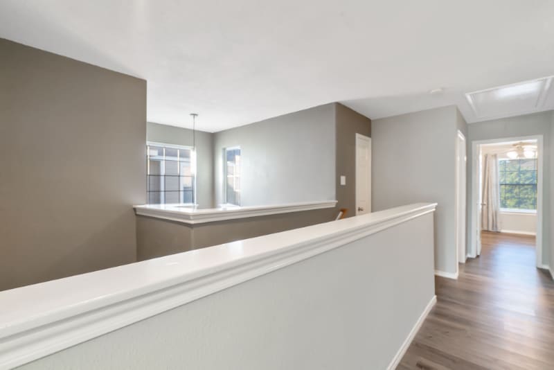 Building Photo - 17139 Oakwood Chase Dr