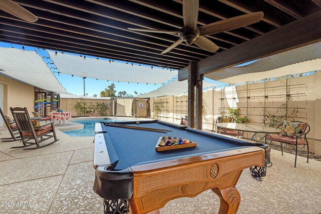 Building Photo - 2032 E La Jolla Dr