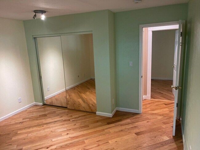 Building Photo - 7480 Mount Meeker Rd