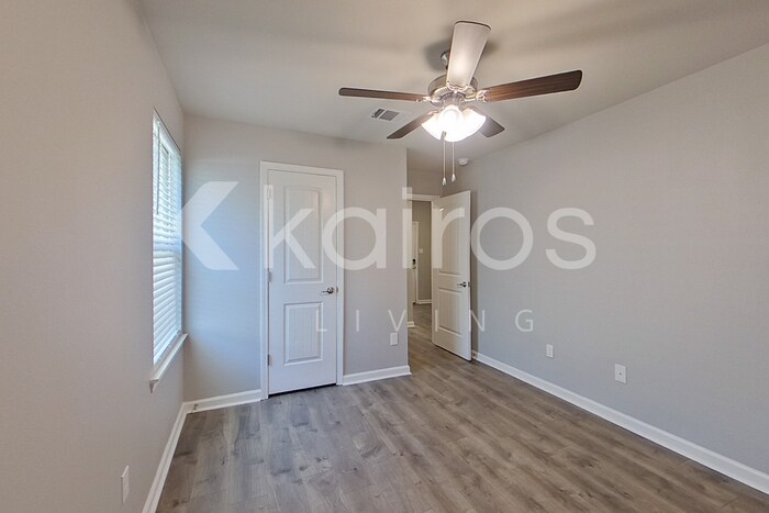 Building Photo - 108 Yardley Ct