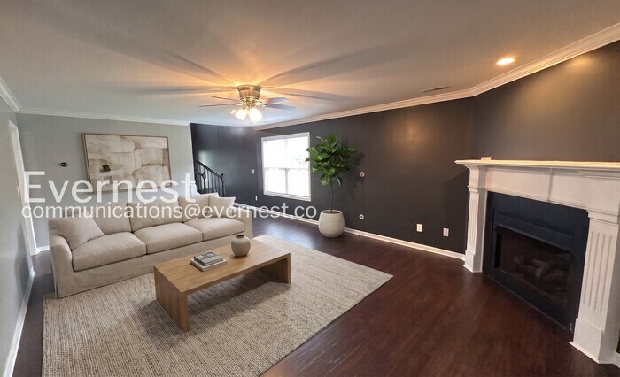 Building Photo - 112 Grey Mare St