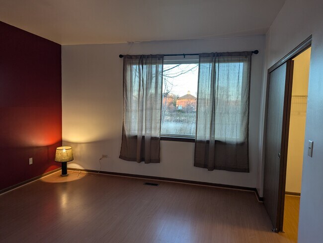 Building Photo - 2905 Kentshire Cir