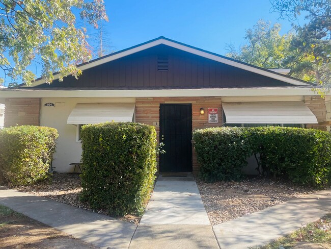 Primary Photo - 904 Dornajo Way