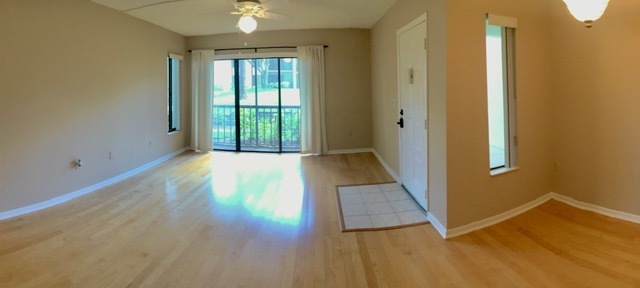 Living Rm - 1737 Pine Ridge Way W