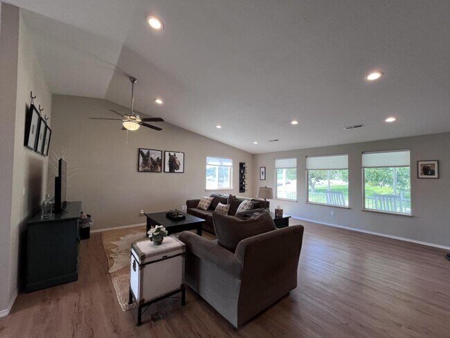 Building Photo - 22563 Hanley Dr