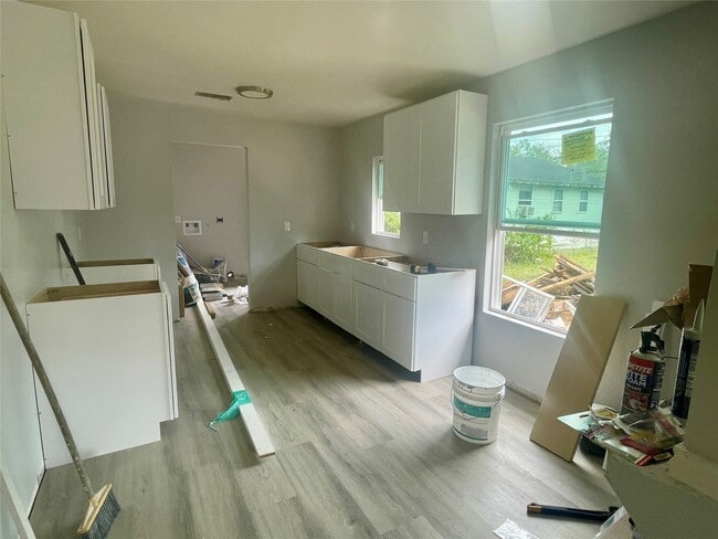 Primary Photo - 504 N 8th St