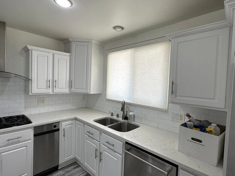 Building Photo - 22544 Marlin Pl