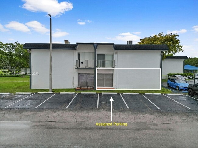 Building Photo - 7220 SW 94th Pl