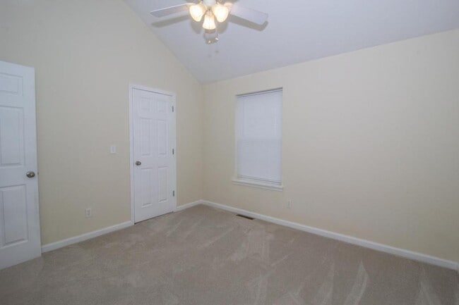 Building Photo - 21497 Risky Rd