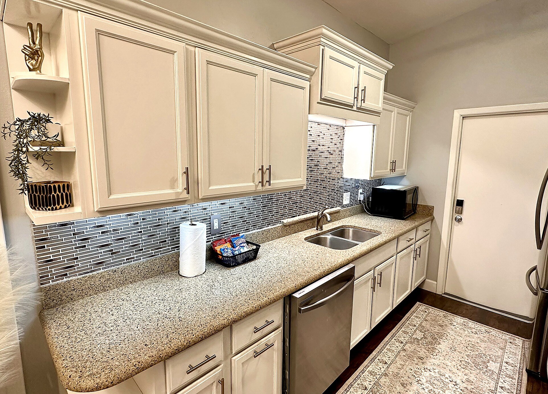 Building Photo - 5015 Ashmeade Rd