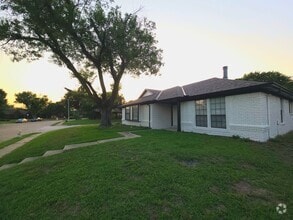 Building Photo - Allen | 3 Bed 2 Bath | Single Family Home ...