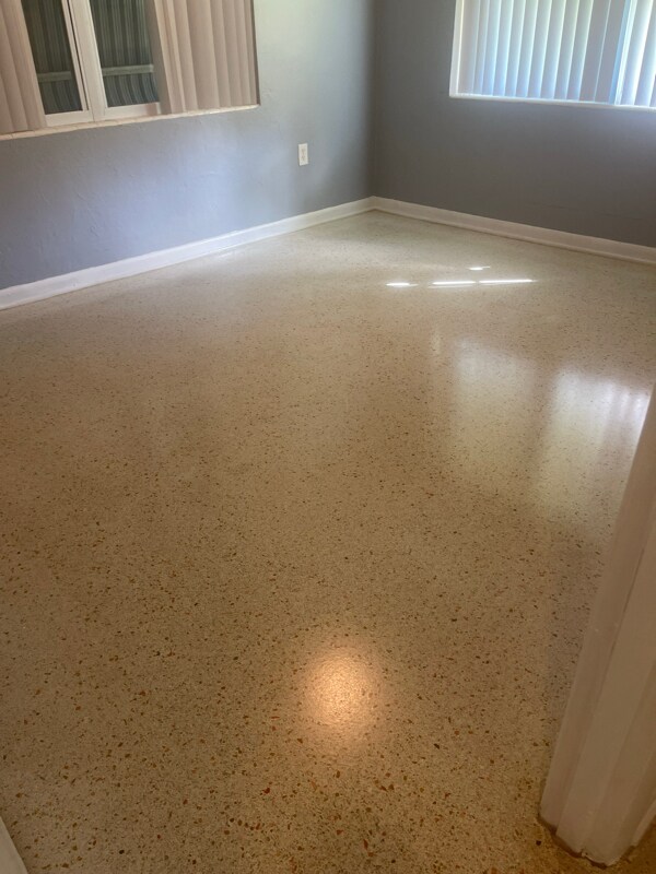 Building Photo - 2315 Coolidge Rd