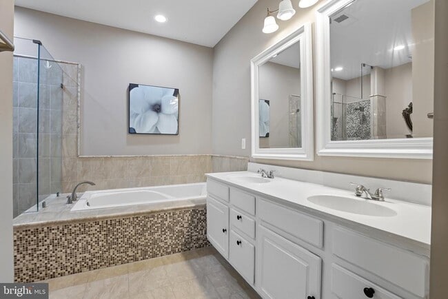 Building Photo - 6924 Stanwick Square