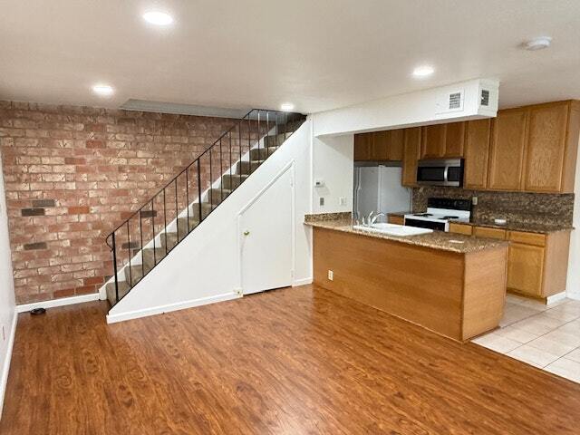 Building Photo - 5590 Judith St