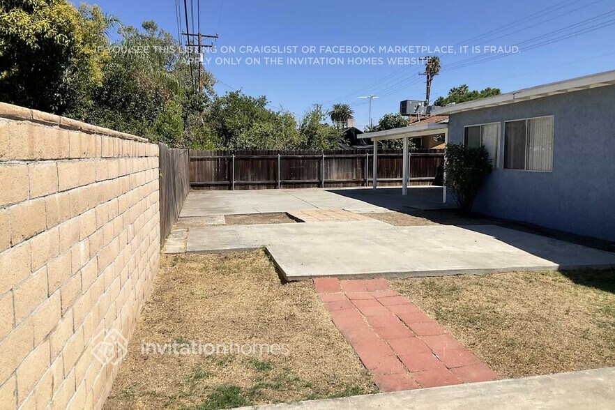 Building Photo - 41612 Mayberry Ave