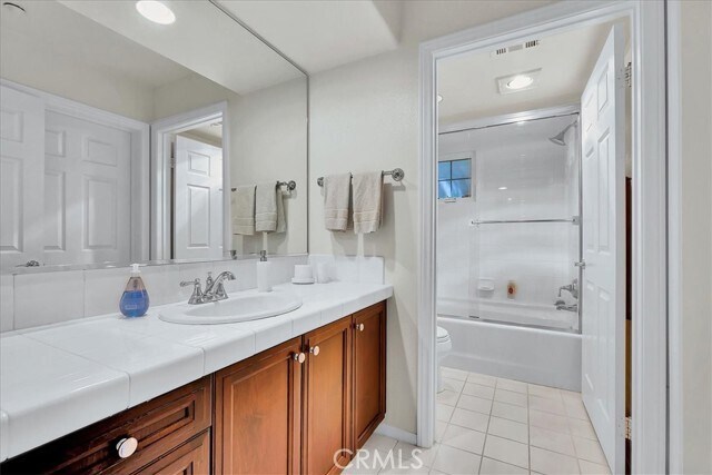 Building Photo - 5649 Como Cir