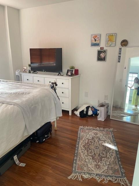 Building Photo - 215 SW 42nd Ave