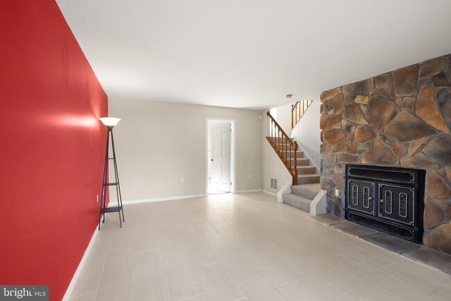 Building Photo - 7829 Mt Woodley Pl