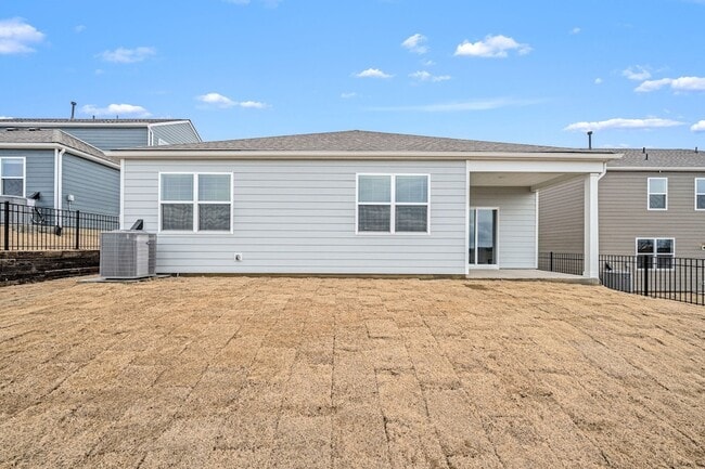 Building Photo - 1512 Mountain View Dr