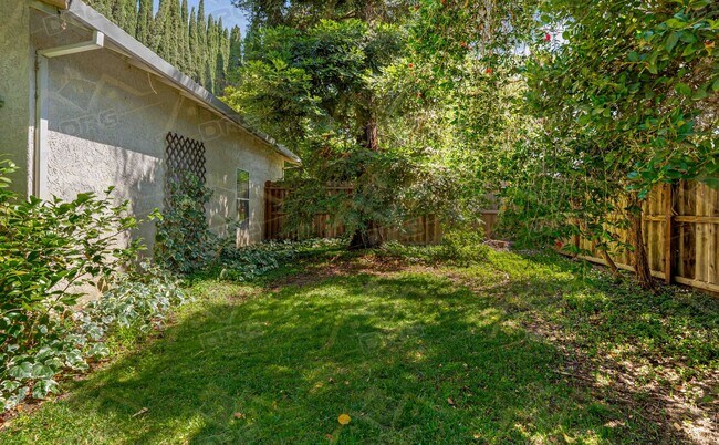Building Photo - 2101 Finley Ct