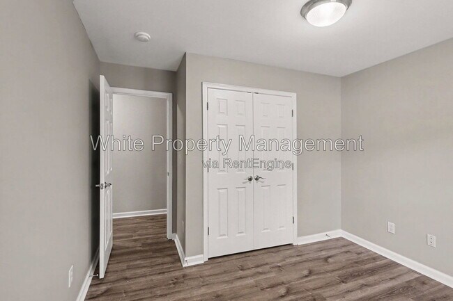Building Photo - 5000 Joyful Noise Ln