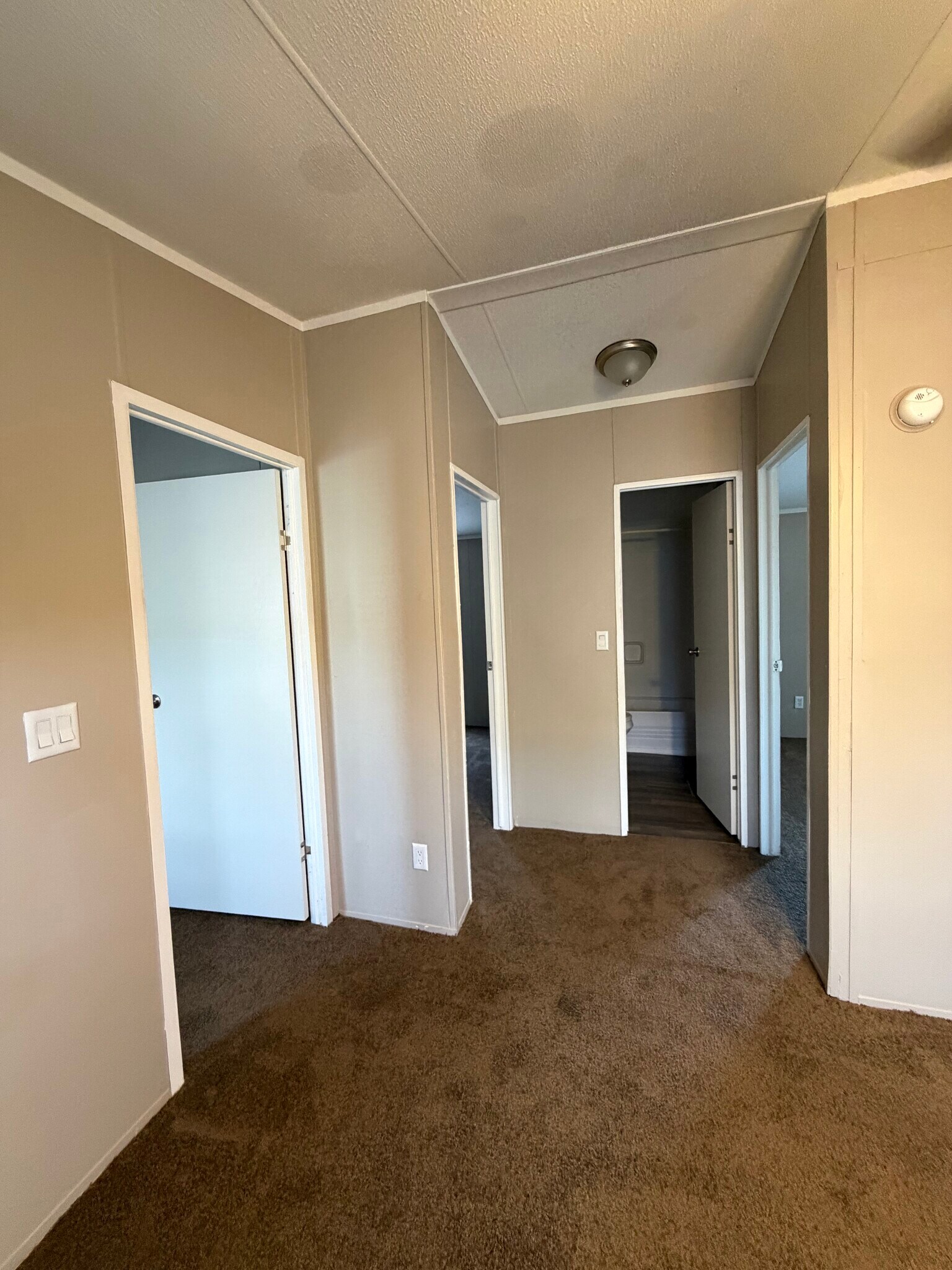Building Photo - 9111 Hatian Way
