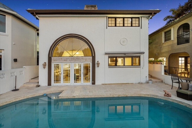 Building Photo - 1421 Ponce de Leon Dr