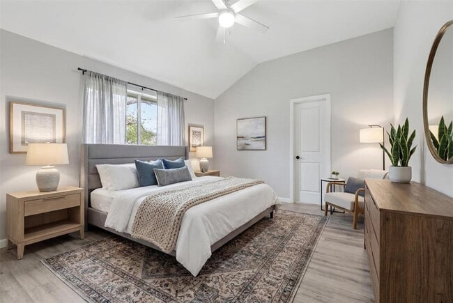 Building Photo - 508 Battlecreek Ln