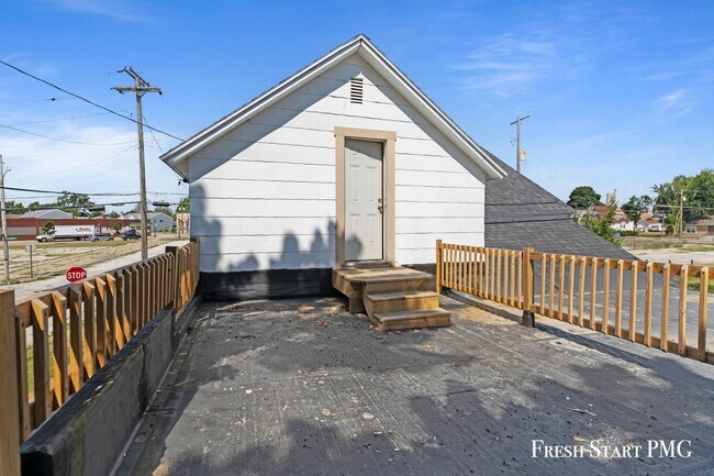 Building Photo - 1144 First Street