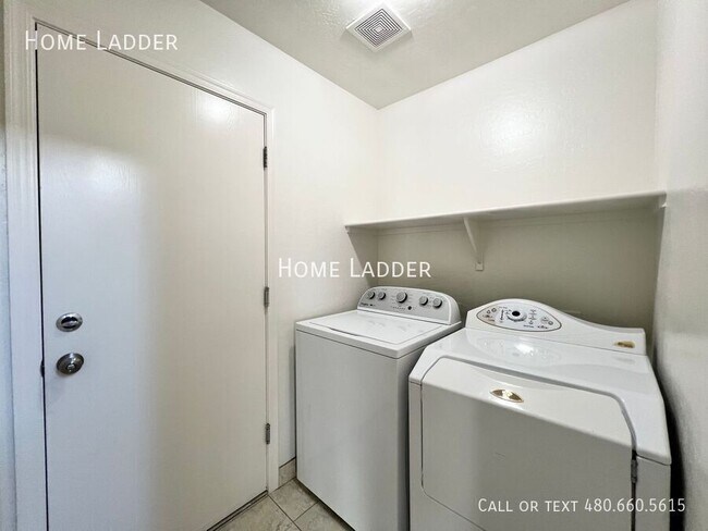 Building Photo - 44779 W Paitilla Ln