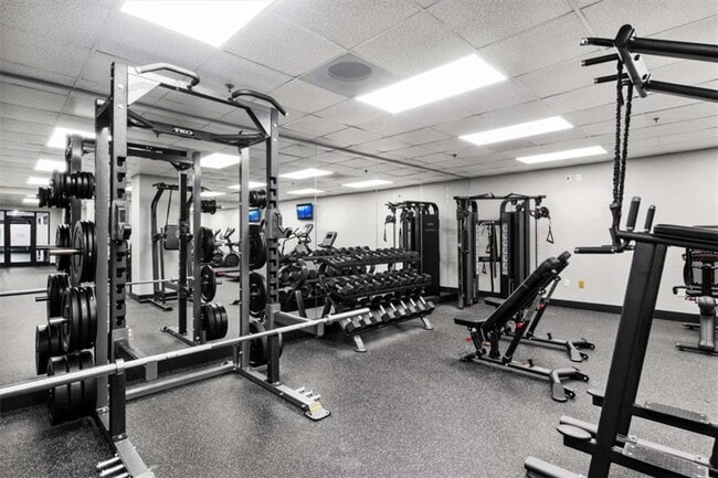 Building Photo - 620 Peachtree St NE