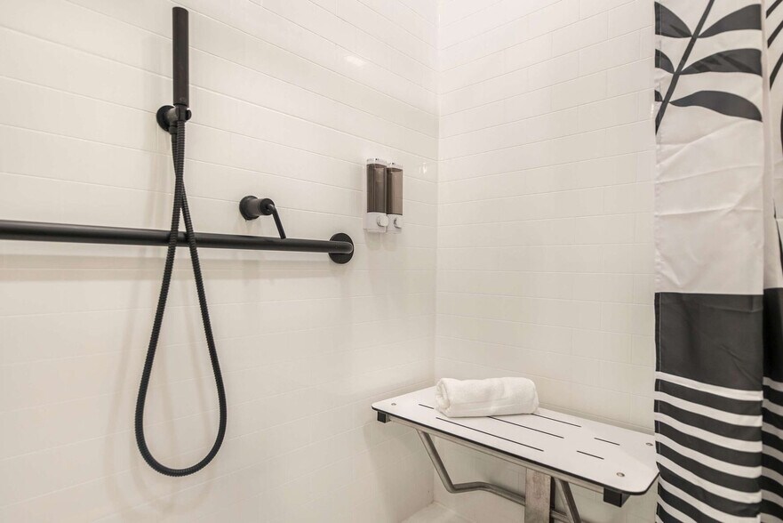 Building Photo - 520 Martin Luther King Jr Blvd