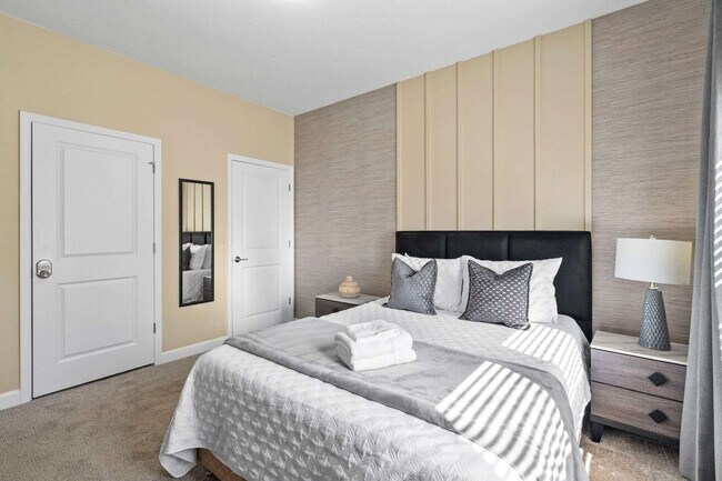 Building Photo - 4291 Paragraph Dr