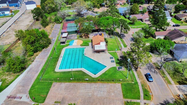 Building Photo - 3614 Almington Ln