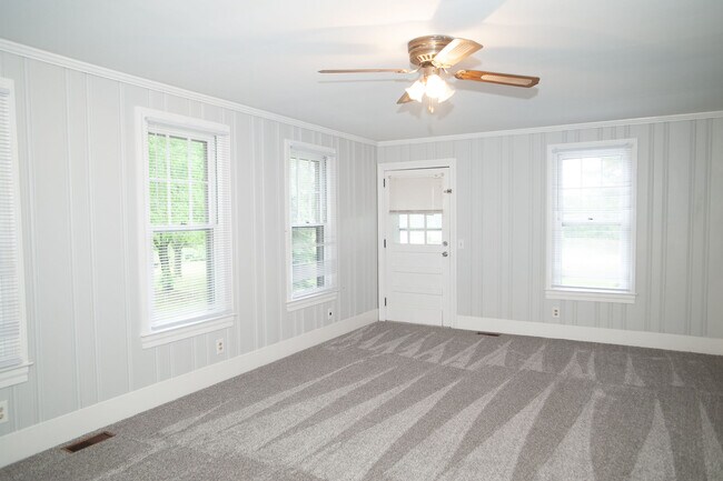 Building Photo - 2032 Piney Grove-Wilbon Rd